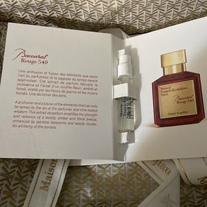 Authentic 💯 brand new 2ml Maison Francis Kurkdjian